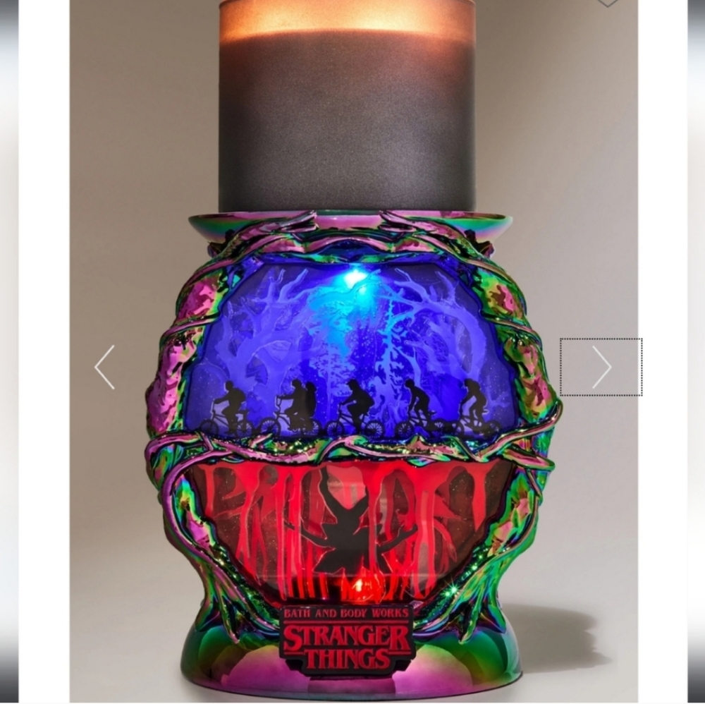 Bath & Body Works Stranger Things Illuminated Wax Warmer - Iridescent Blue & Red